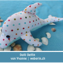 Delfin aus Flanell-Stoff, genäht von weberin.ch, nach dem binenstich-E-Book "Dolli Delfin" | binenstich.de