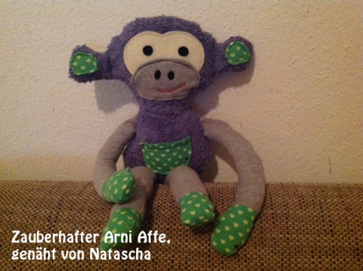 Zauberhafter Affe, genäht von Nähanfängerin Natascha, nach dem binenstich-Ebook "Arni Affe"