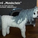 Pferdchen "Mondschein", gehäkelt von Conny nach dem binenstich-Ebook "Häkelpferdchen" | binenstich.de
