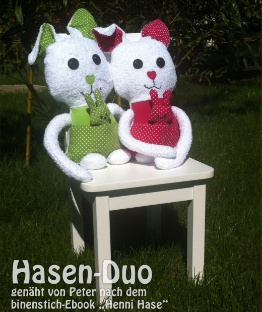 Hasen-Duo, genäht von Peter nach dem binenstich-Ebook „Henni Hase“