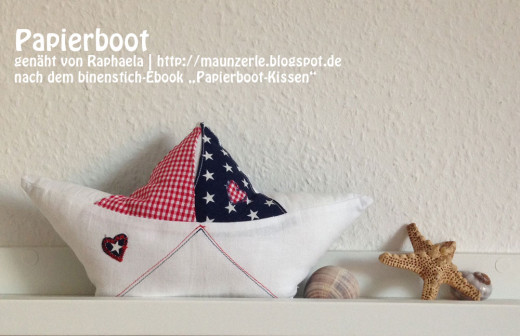 apierboot-Kissen, genäht von Raphaela | https://maunzerle.blogspot.de, nach dem binenstich-Ebook "Papierbootkissen"