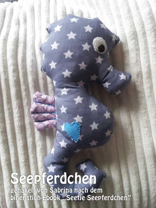 Seepferdchen. genäht von Sabrina nach dem binenstich-E-Book "Seetje Seepferdchen" | binenstich.de